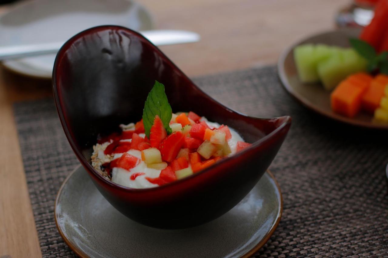 De Metra Villa Ubud By Pramana Villas Экстерьер фото